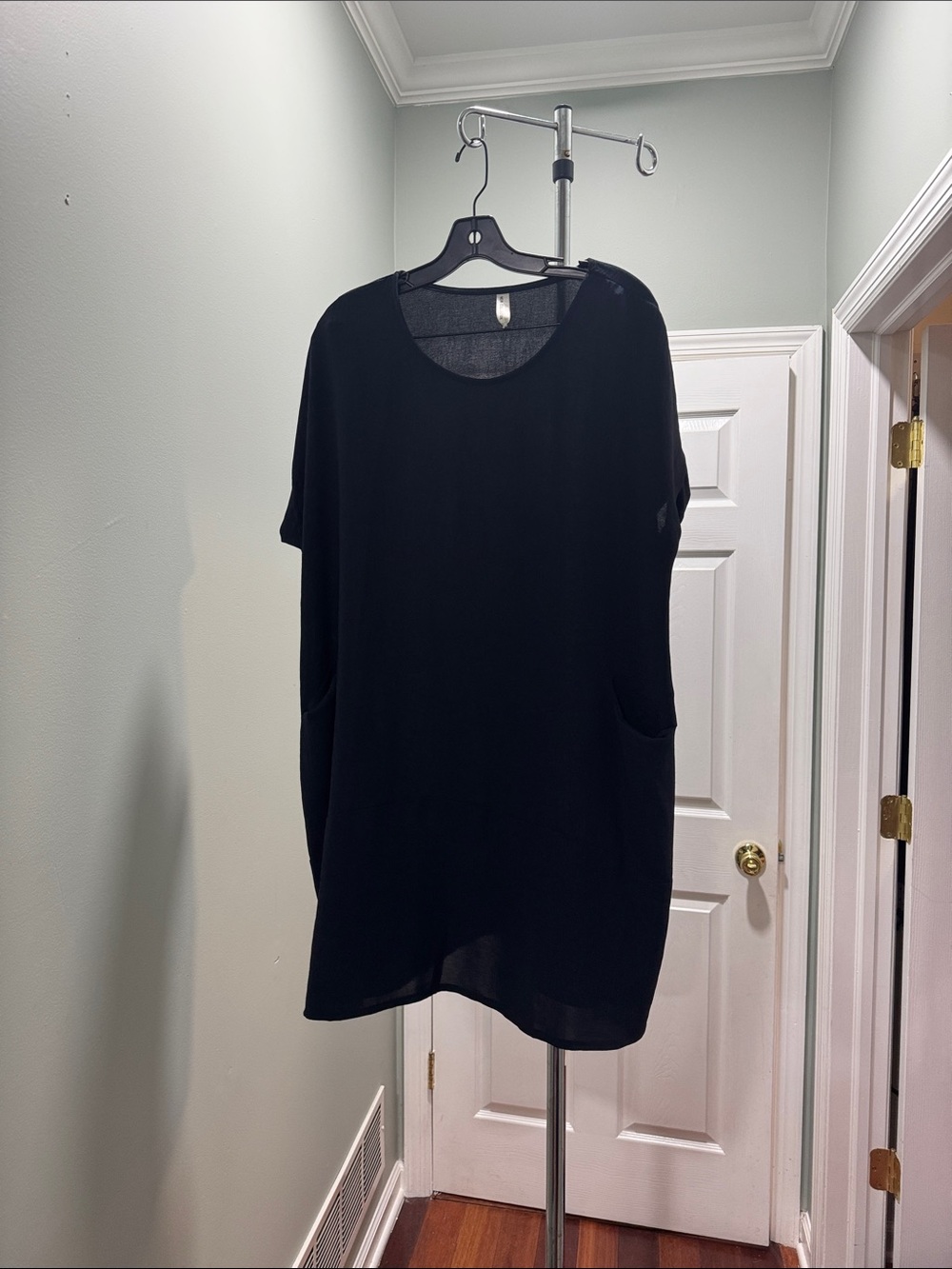 Women's Black Short Sleeve Tunic Top - Modern Minimalist. Bought in Greece/italy